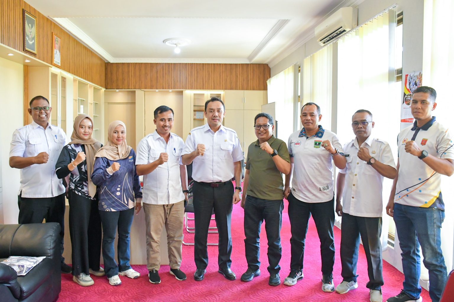 Wakil Bupati Agam Muhammad Iqbal Terima Audiensi Panitia Kejuaraan Sepak Takraw se-Sumatera 2025