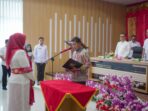 Bupati Jon Firman Pandu Secara Resmi Lantik Pengurus Dekranasda Kabupaten Solok Periode 2025 - 2030