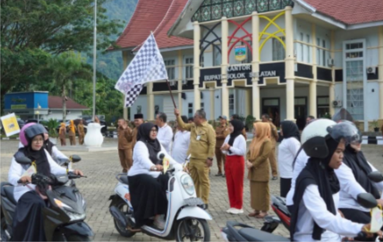 Hari Keluarga Nasional ke-32, Solok Selatan Gelar Kirab Bangga Kencana