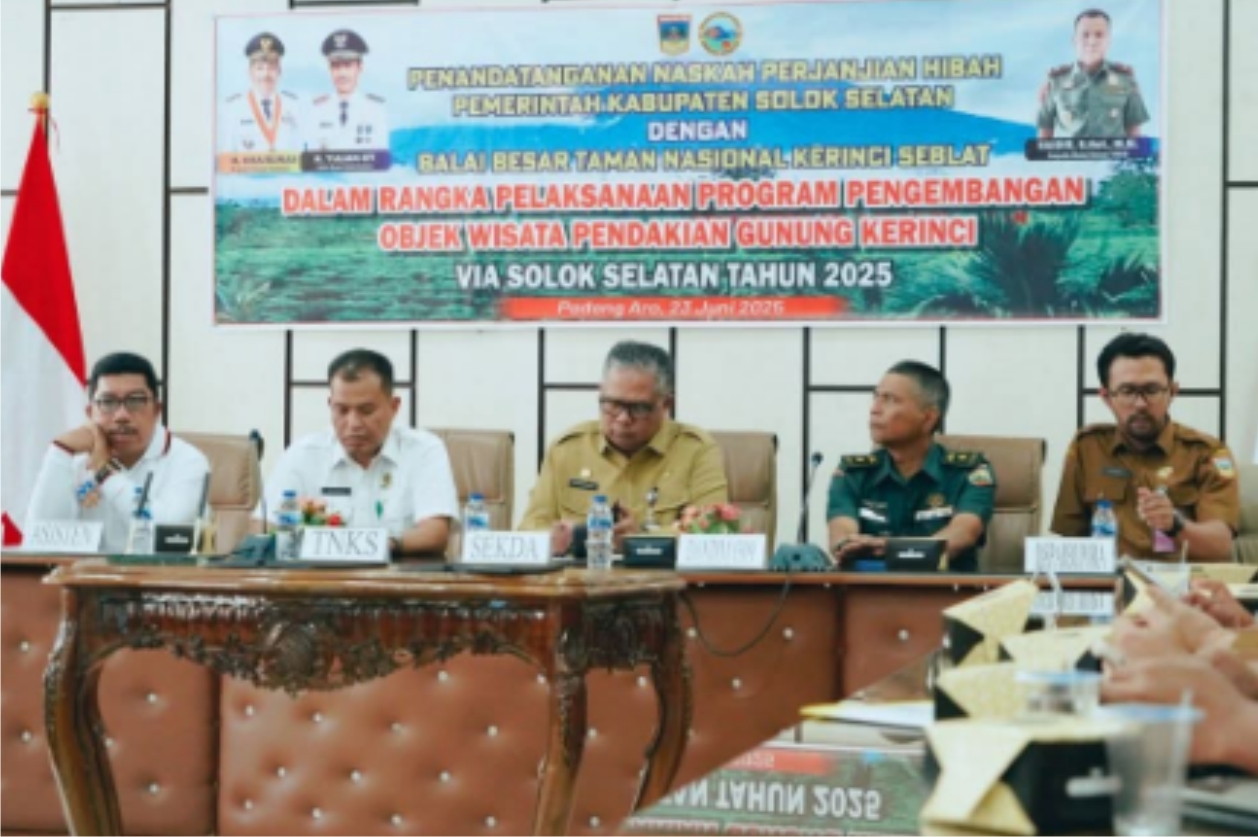 Pemerintah Kabupaten Solok Selatan Kembangkan Jalur Pendakian Gn. Kerinci, Tetap Dikelola TNKS