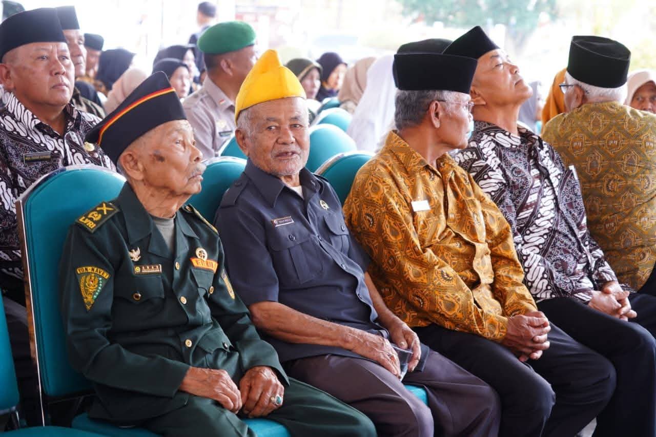Pemerintah Kabupaten Tanah Datar dan DPRD Silaturrahmi Bersama Veteran