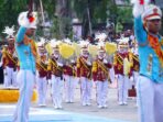 Upacara Penurunan Bendera Diwarnai Berbagai Pertunjukkan Dalam Rangka HUT RI ke 80 di Tanah Datar