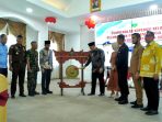 Buka Pembekalan Koperasi Kelurahan Merah Putih, Wako Hendri Arnis Luncurkan Tabungan BERSAMA dan Serahkan Bantuan UMKM