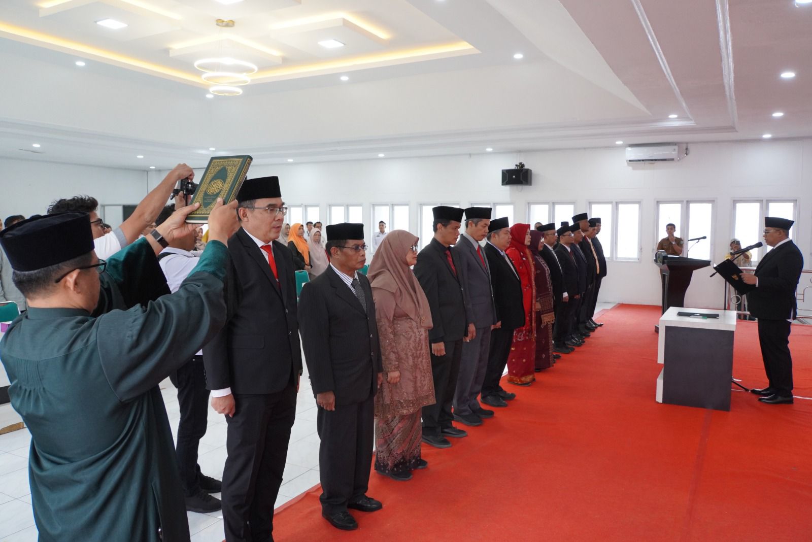 Wako Padang Panjang Hendri Arnis Lantik 14 Pejabat Pimpinan Tinggi Pratama