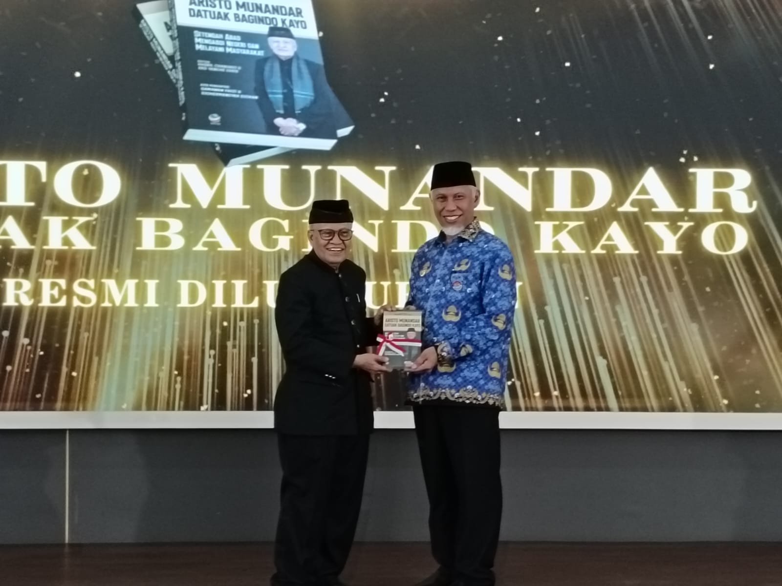 Gubernur Mahyeldi Ansharullah Sebut Aristo Munandar Sosok Inspiratif Layak Diteladani