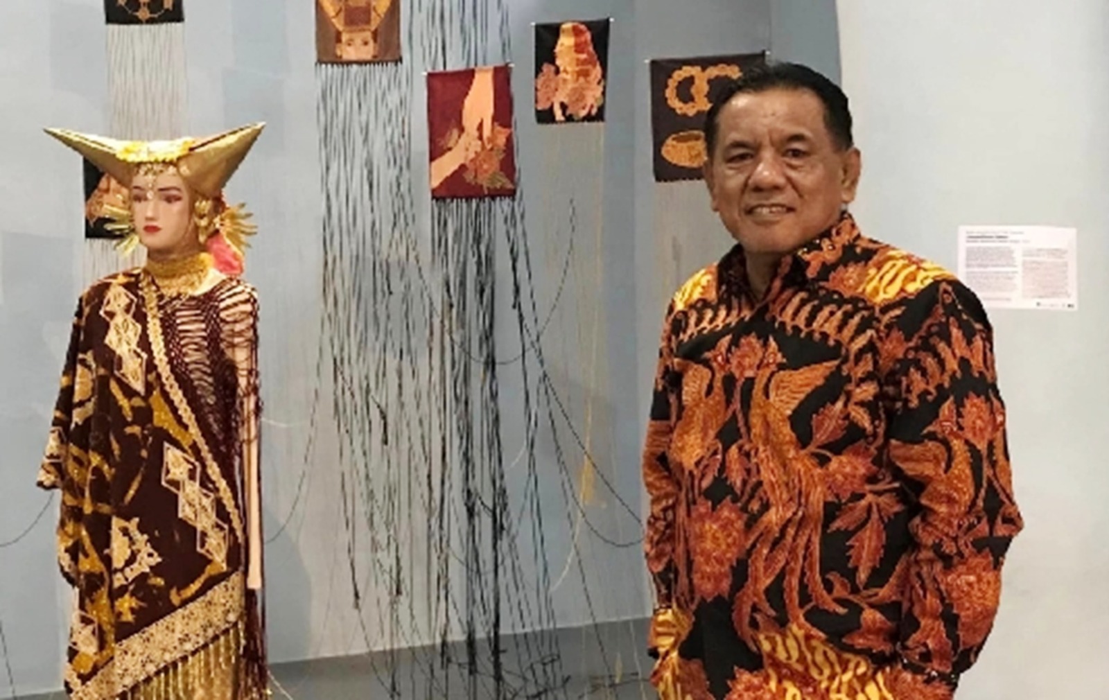 Mengkuti Jejak Petualangan Edy Utama Melalui Peristiwa Religi dan Adat Istiadat Melalui Pameran Etnofotografi Bernilai Estetik di Minangkabau