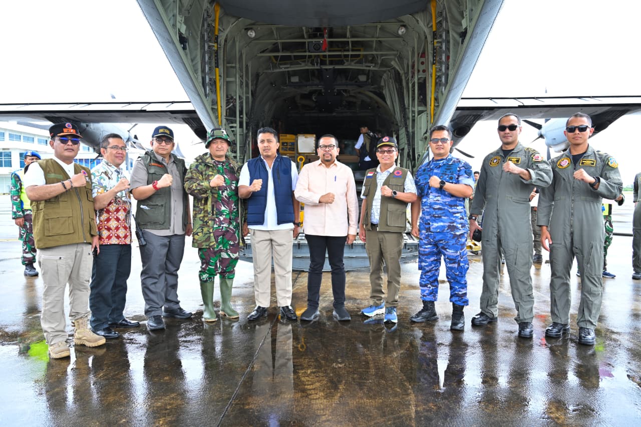 Wagub Vasko Ruseimy Terima Bantuan Presiden Prabowo untuk Percepatan Penanganan Dampak Bencana Sumatera Barat