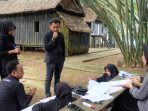 Ayu Adriyani dan AB Sarca Putera Raih Hibah Pulitzer Center, Dosen Prodi Ilmu Komunikasi Jalankan Pengabdian di Sulawesi Selatan
