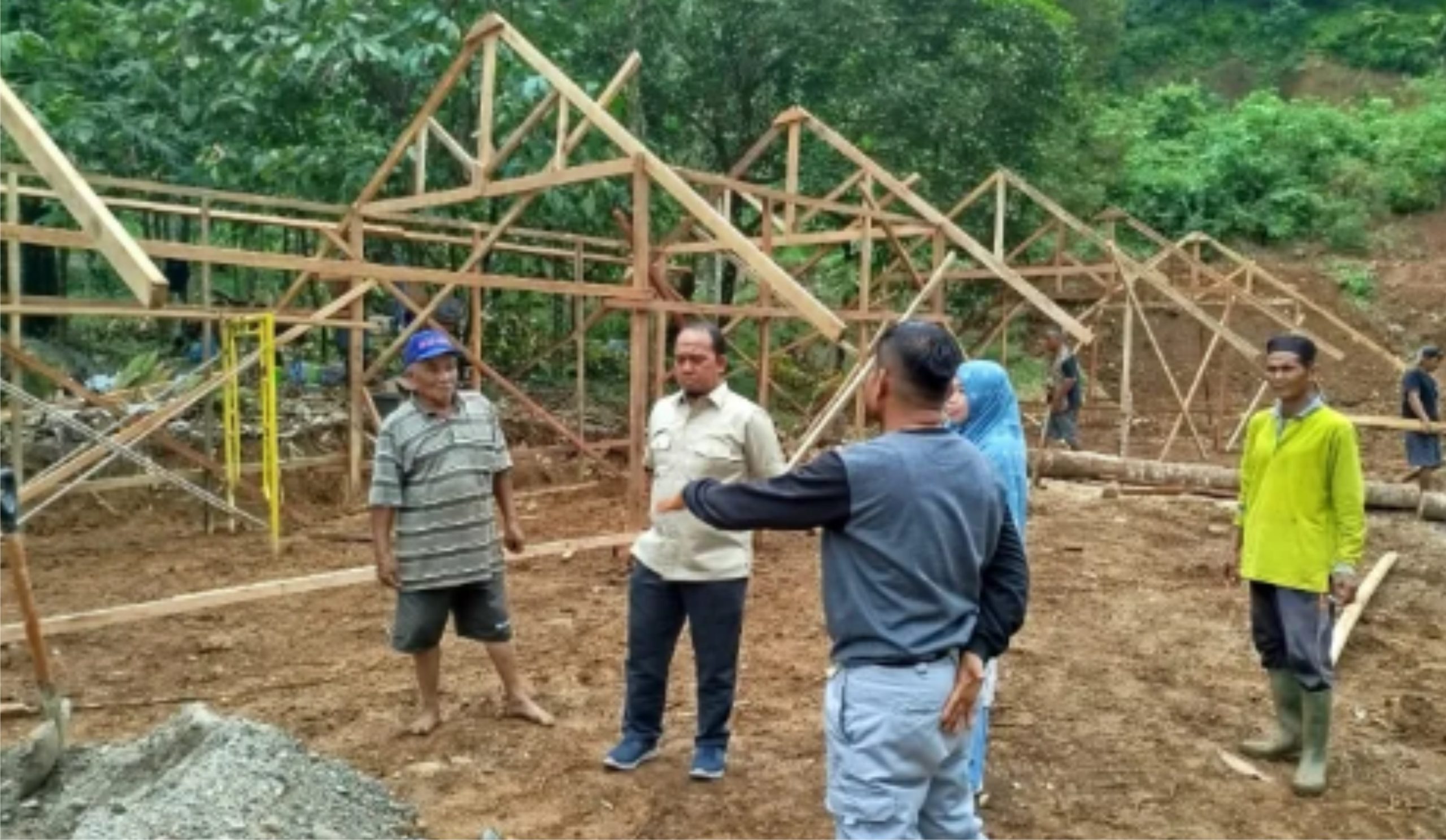 DPRD Padang Dorong Model Relokasi Berbasis Adat Pascabencana, Muharlion Apreasiasi Langkah Ninik Mamak Suku Tanjuang