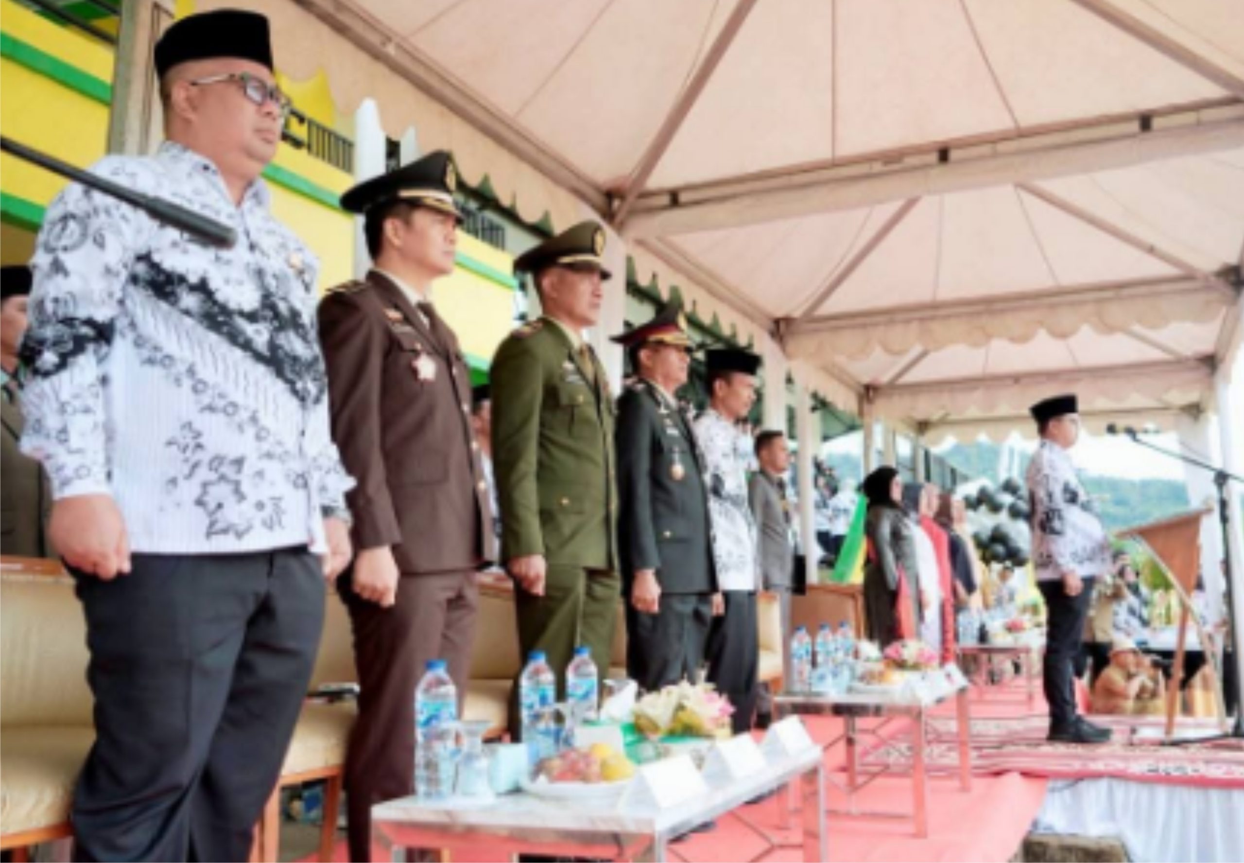 Gaungkan "Guru Hebat", Indonesia Kuat, Ini Pesan Pemerintah Untuk Guru, Murid dan Orang Tua di Indonesia
