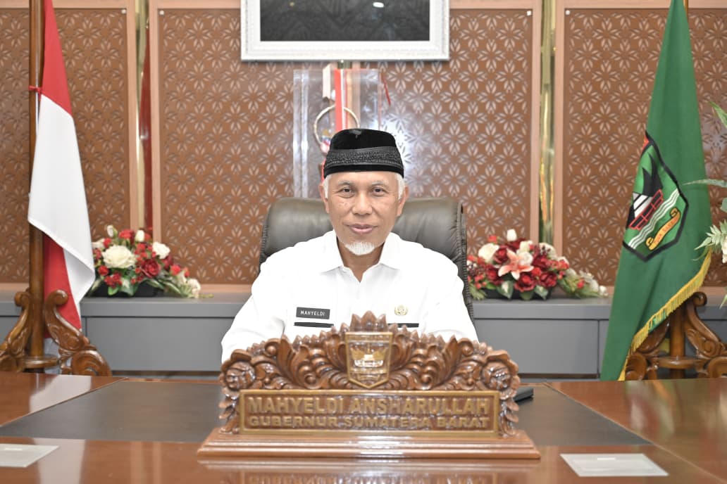 Gubernur Mahyeldi Ansharullah Puji Kinerja PLN Pasca Bencana Sistem Kelistrikan Sumbar Kembali Menyala 100 Persen