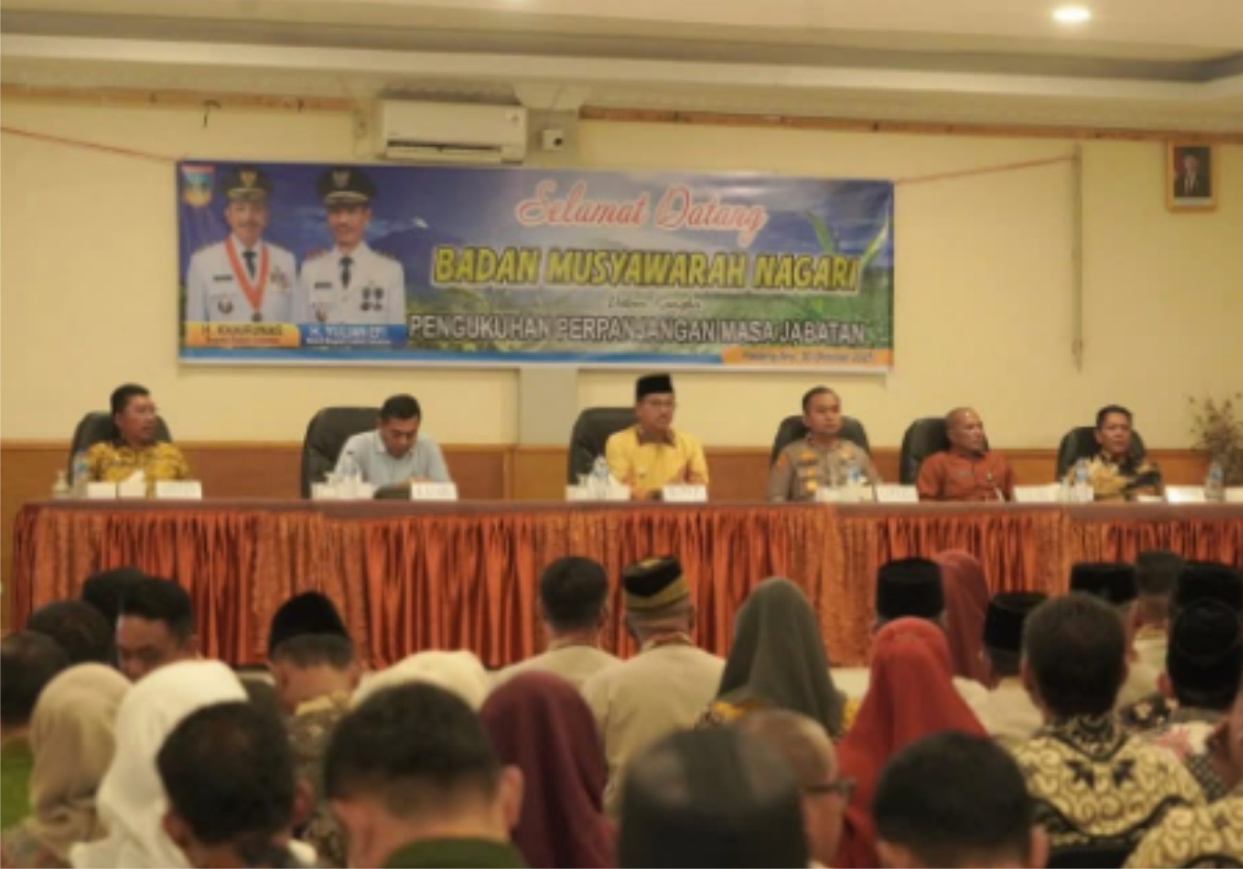 Kukuhkan Masa Jabatan Bamus Jadi Delapan Tahun, Bupati Khairunas Minta Awasi Pembangunan Nagari