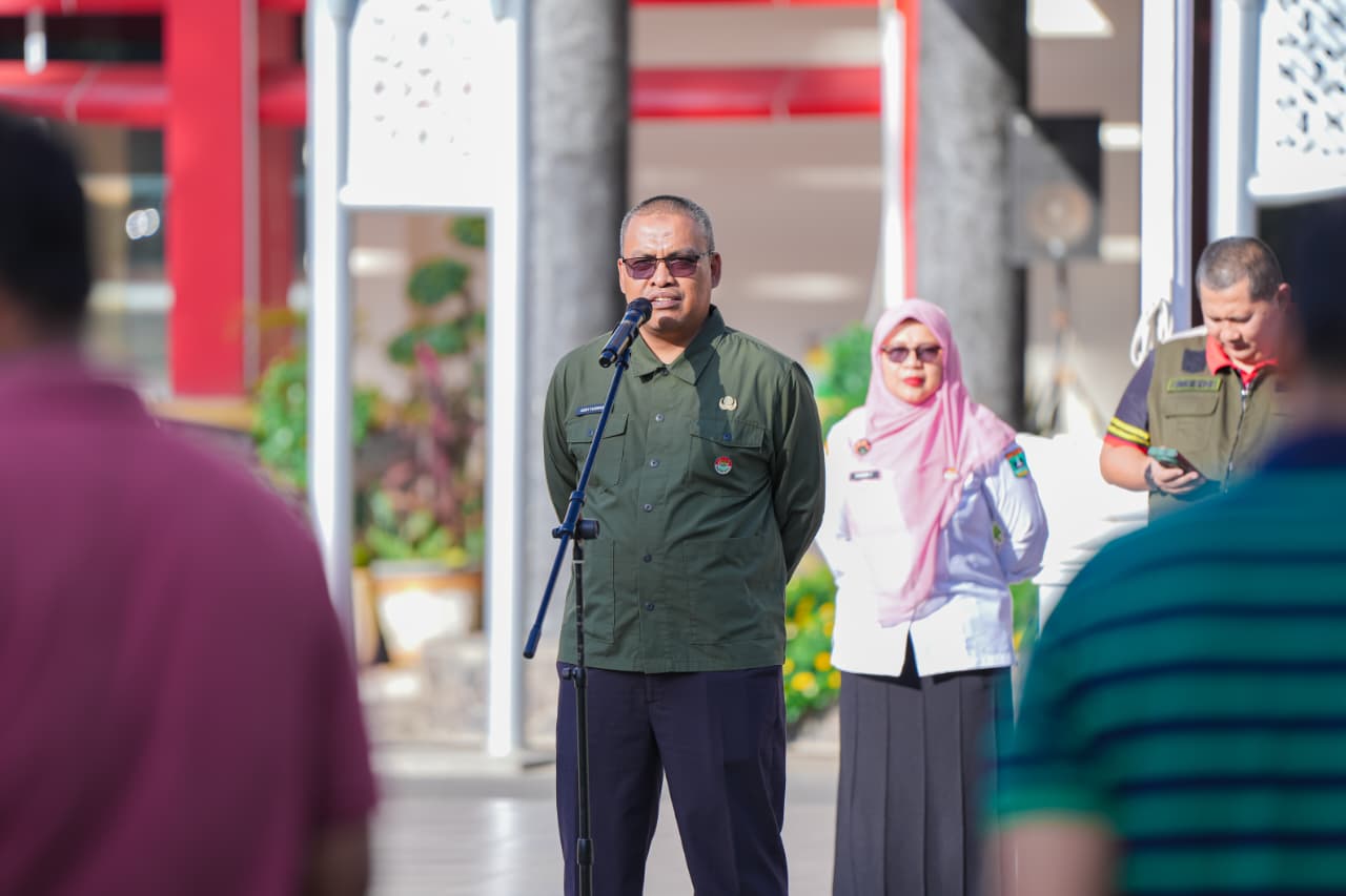Relawan Siaga Bencana Pemprov Sumbar Mulai Turun Bantu Bersihkan Rumah Warga