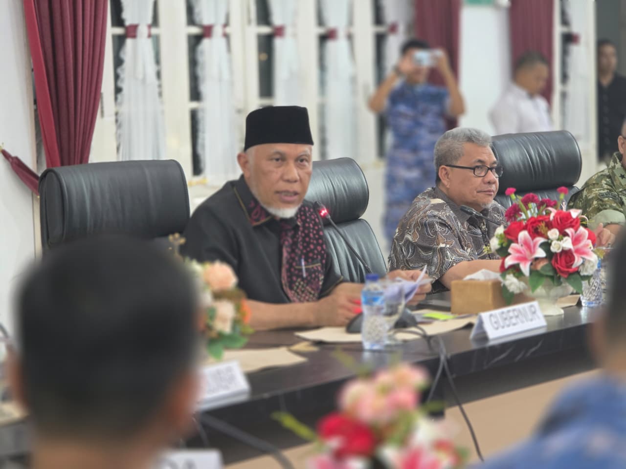 Gubernur Sumbar Mahyeldi Ansharullah Pimpin FGD Lintas Instansi Percepatan Penanganan Infrastruktur dan Air Bersih Pascabencana