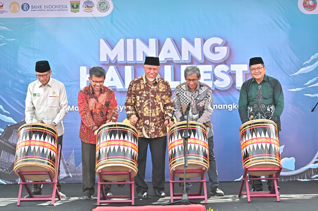 Pembukaan Minang Halal Fest 2026, Gubernur Mahyeldi Ansharullah Dorong Penguatan Ekonomi Syariah Sumbar