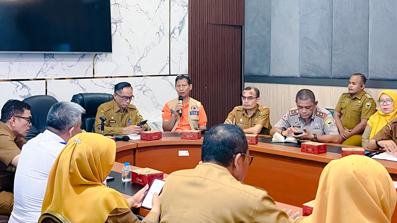 Pemerintah Kabupaten Solok Rapat Evaluasi Penanganan Bencana dan Rencana Pemulihan Pascabencana Hidrometeorologi