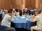 Jelang Rakornas Sinergi Pusat–Daerah, Pemprov Sumbar dan Forkopimda Gelar Diskusi Bahas Stabilitas Pangan dan Pengendalian Inflasi Jelang Rakornas Sinergi Pusat–Daerah, Pemprov Sumbar dan Forkopimda Gelar Diskusi Bahas Stabilitas Pangan dan Pengendalian Inflasi