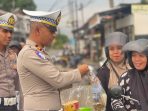 Ramadhan Berkah, Sat Lantas Polres Sawahlunto Apresiasi Pengendara Disiplin