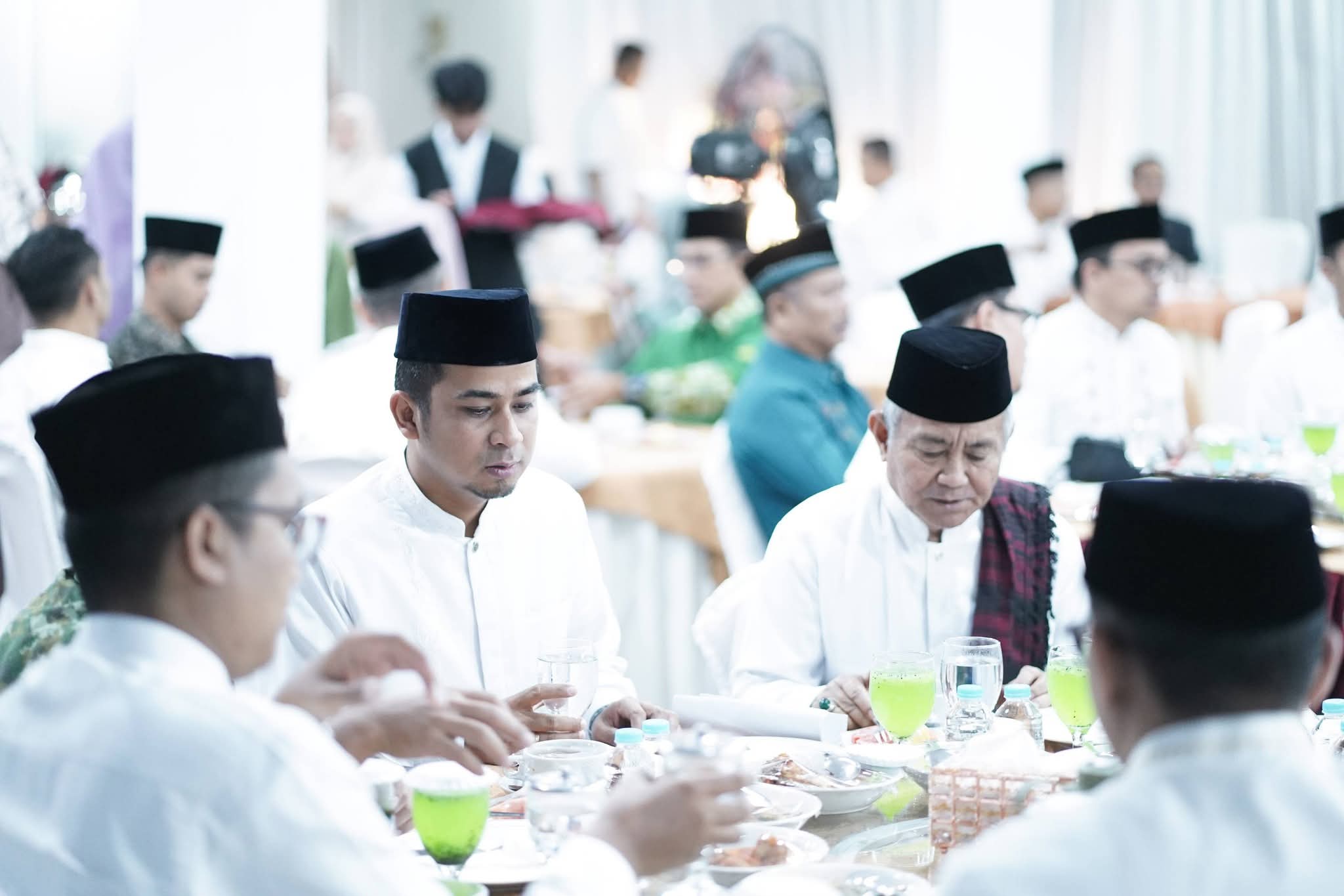 Wako dan Wawako Solok Perkuat Silaturahmi Lewat Buka Puasa Bersama Tim Safari Ramadhan 2026