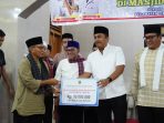 Wagub Sumbar Vasko Ruseimy Bantu Masjid Al Amin Rp.50 Juta, Eka Putra Sampaikan Terima Kasih