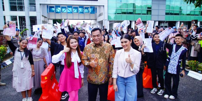 Audisi D’Academy Delapan Membludak di Musi Banyuasin, Bupati Toha Tohet Suntik Semangat Ribuan Peserta