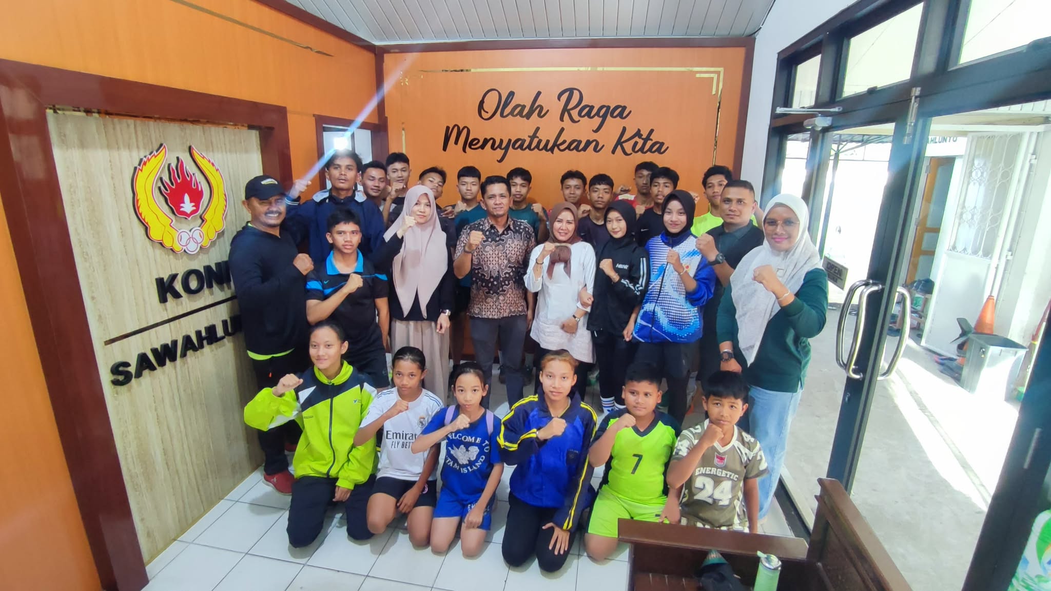 Sawahlunto Lepas 20 Atlet PASI ke Kejurda Sumbar, Bidik Prestasi Menuju Porprov 2026