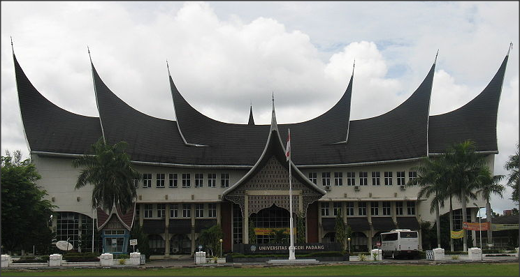Universitas Negeri Padang Tidak Mentolerir Perilaku Menyimpang