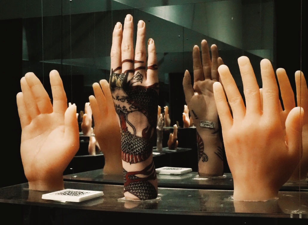 Bibiana Lee, While We Watch, Ink on silicone, IoT, and mirror, 300 x 300 x 240 cm, 2026