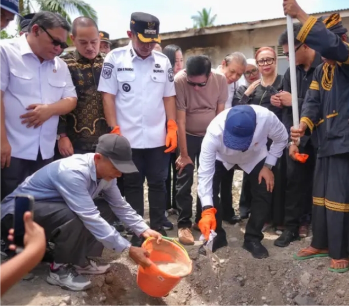 Bupati Solok Jon Firman Pandu Apresiasi Bantuan PERADI untuk Pembangunan Jembatan Gantung Saniang Baka