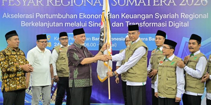 Gubernur Mahyeldi Ansharullah Ekonomi Syariah Harus Jadi Kekuatan Penggerak Ekonomi Sumatera Barat Gubernur Mahyeldi Ansharullah : Ekonomi Syariah Harus Jadi Kekuatan Penggerak Ekonomi Sumatera Barat