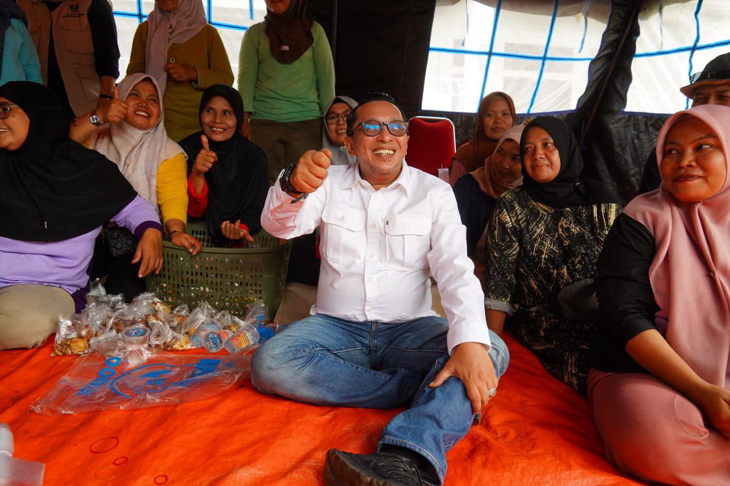 Pemerintah Kabupaten Tanah Datar Pastikan Logistik Korban Banjir dan Tanah Longsor Aman