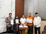 Penandatanganan Nota Kesepahaman BPS Kabupaten Solok dan STAI Solok Nan Indah serta STIE El Hakim Solok Penandatanganan Nota Kesepahaman BPS Kabupaten Solok dan STAI Solok Nan Indah serta STIE El Hakim Solok