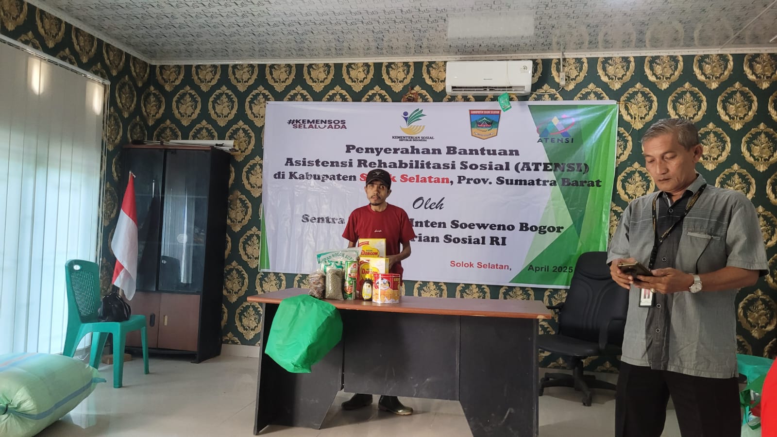 Rusdi Asmi Pemuda Disabilitas Tak Sendiri, Berbagai Pihak Hadir Memberi Kepedulian