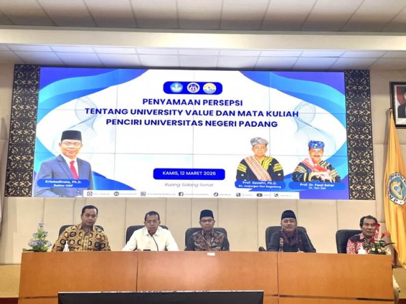 Universitas Negeri Padang Gagas Mata Kuliah Wajib Berbasis Budaya Minangkabau Wujudkan Filosofi Alam Takambang Jadi Guru