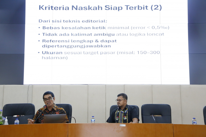 Universitas Negeri Padang Gelar Workshop Kepenulisan Tingkatkan Publikasi Dosen