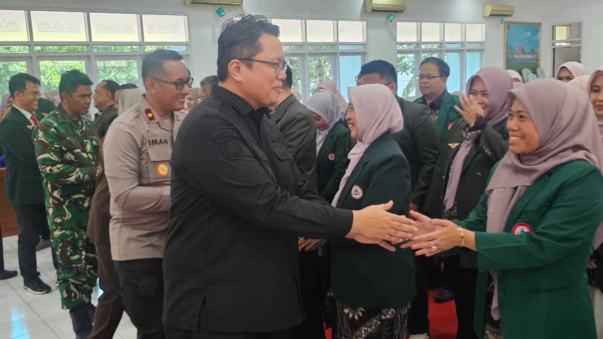 Wabup Ahmad Fadly Hadiri Pelantikan Ikatan Dokter Indonesia Tanah Datar
