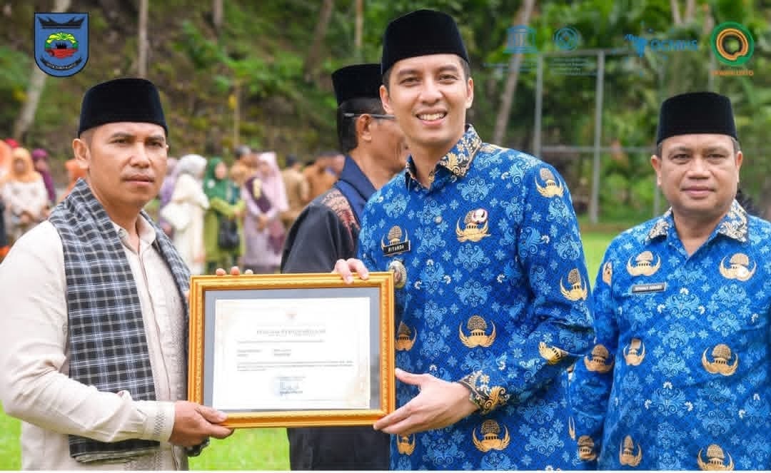 Wali Kota Sawahlunto Riyanda Putra Pimpin Upacara Hardiknas dan Otonomi Daerah Serahkan Penghargaan hingga Bantuan CSR