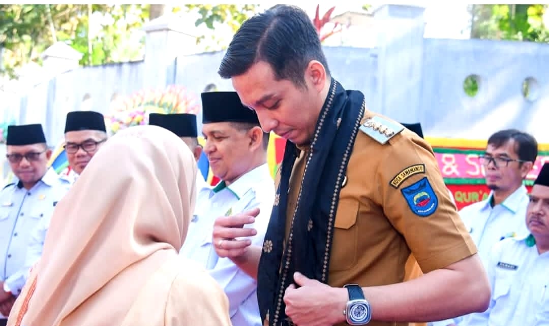 Walikota Riyanda Putra Hadiri Wisuda Tahfidz Al Quran MTs Negeri 2 Sawahlunto