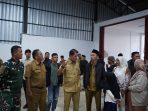 Bupati Solok Jon Firman Pandu Sidak Pasar Agropolitan Sungai Nanam Tegaskan Penanganan Sampah dan Percepatan Penyelesaian Koperasi Merah Putih Bupati Solok Jon Firman Pandu Sidak Pasar Agropolitan Sungai Nanam Tegaskan Penanganan Sampah dan Percepatan Penyelesaian Koperasi Merah Putih