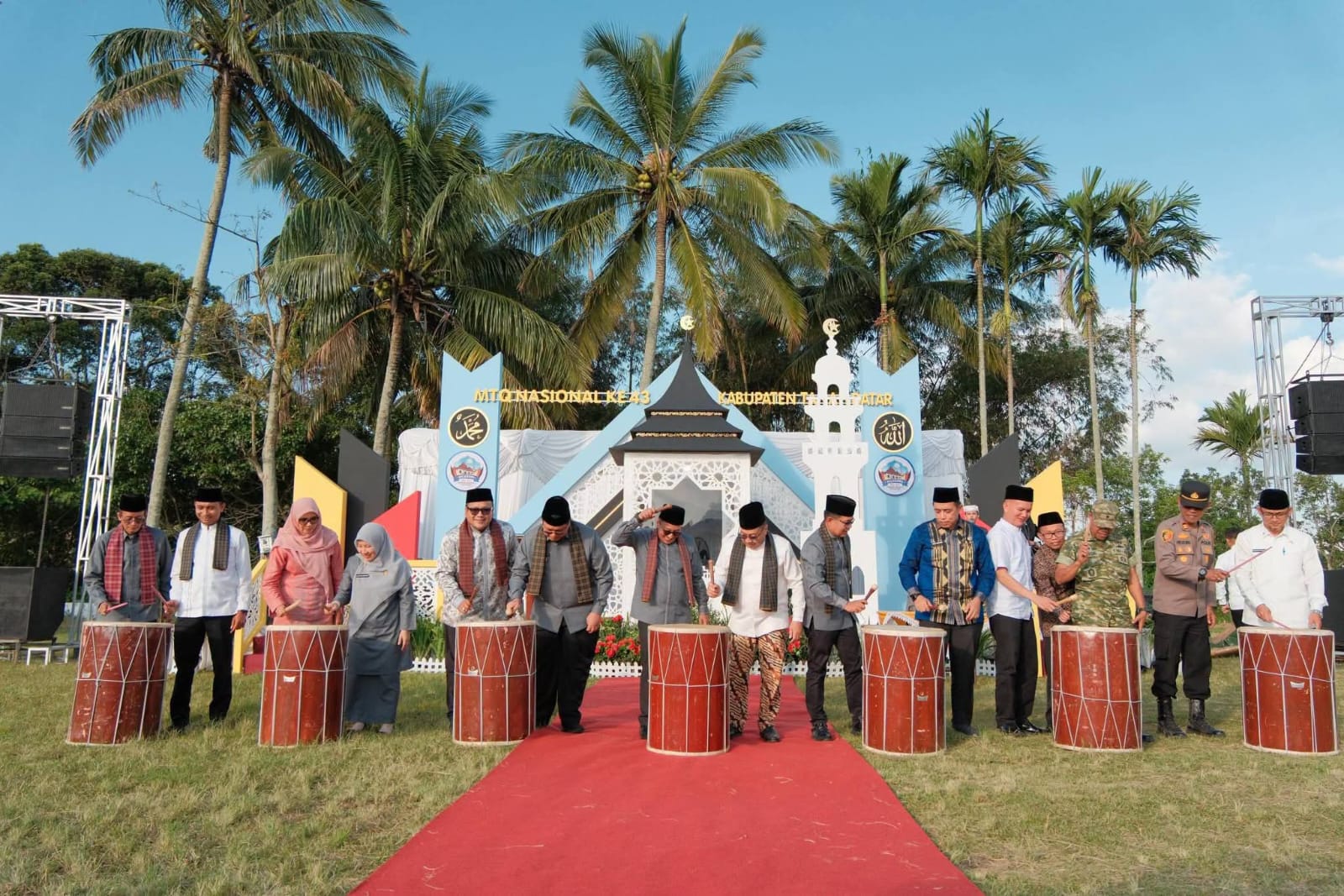 Bupati Tanah Datar Eka Putra Buka MTQ Nasional ke-43 Tingkat Kabupaten