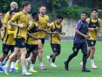 Dosen UNP FIK Dr. Alex Aldha Yudi Ditunjuk sebagai Pelatih Fisik Bhayangkara Presisi Lampung FC Dosen UNP FIK Dr. Alex Aldha Yudi Ditunjuk sebagai Pelatih Fisik Bhayangkara Presisi Lampung FC