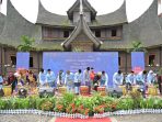 Festival Minangkabau 2026 Dibuka, Gubernur Mahyeldi Ansharullah Tegaskan Budaya Jadi Penggerak Pariwisata dan Ekonomi Masyarakat