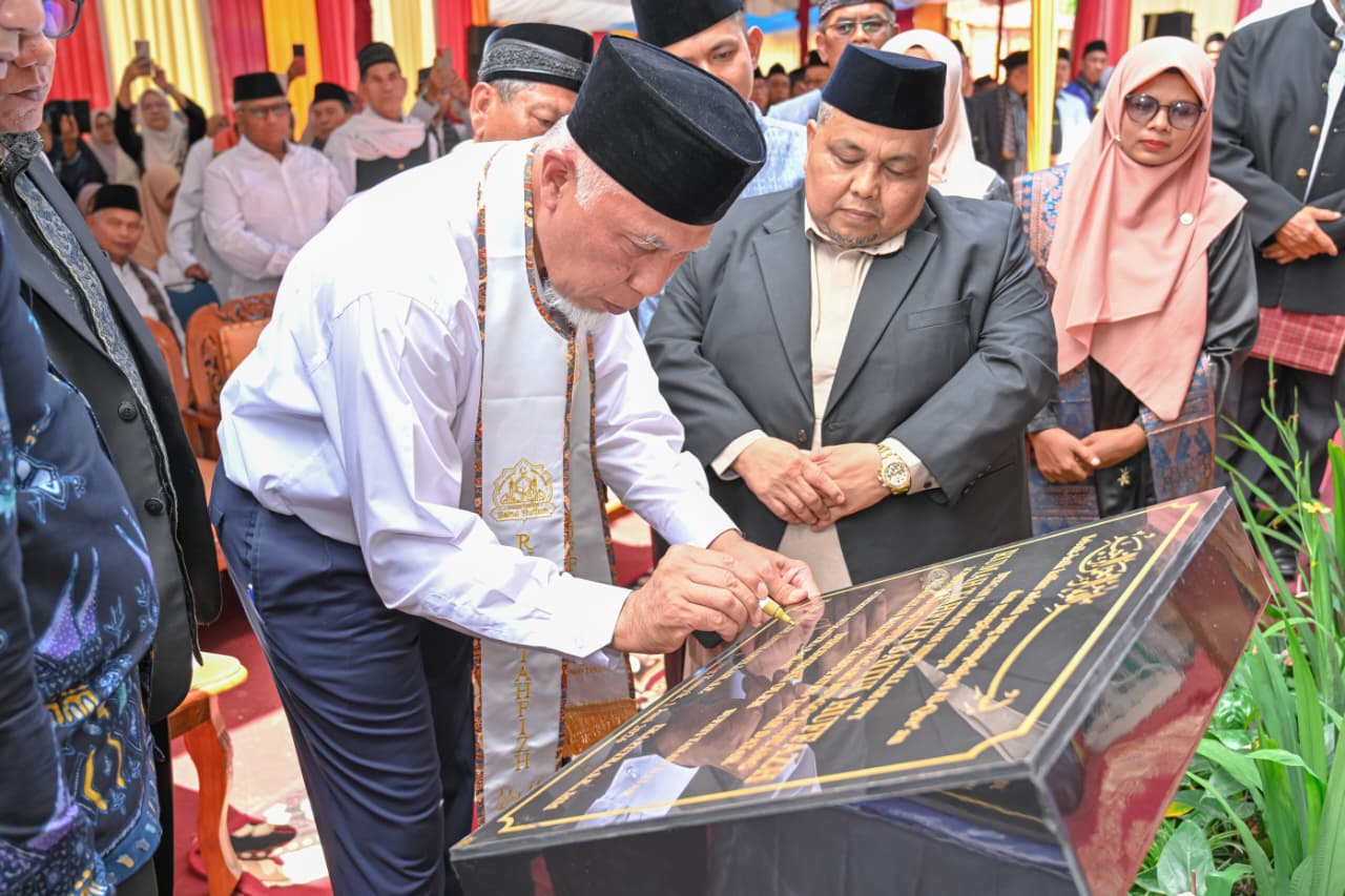 Gubernur Mahyeldi Ansharullah Resmikan Rumah Tahfiz Baitul Huffazh Perkuat Pembinaan Generasi Qurani di Tanah Datar