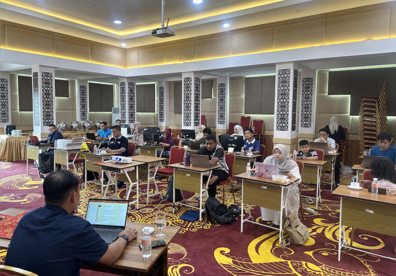 UNP LPPM Tuntaskan Verifikasi Luaran Penelitian dan Pengabdian Masyarakat Revisi Renstra Penelitian-Pengabdian Serta Finalisasi Panduan Penelitian dan Pengabdian Masyarakat Tahun 2026