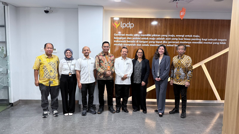 Universitas Negeri Padang Bahas Program Double Degree dengan DMU Inggris dan TDU Jerman Bersama LPDP