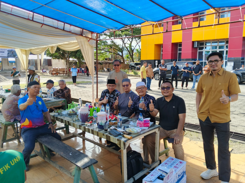 Universitas Negeri Padang FIK Resmikan Musholla Nur Hijrah dan Gelar Qurban 1447 H Perkuat Nilai Spiritual dan Kebersamaan Sivitas Akademika