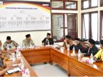 Wali Kota Sawahlunto Riyanda Putra Bahas Rehabilitasi Pasar Nagari Talawi Bersama KAN Wali Kota Sawahlunto Riyanda Putra Bahas Rehabilitasi Pasar Nagari Talawi Bersama KAN