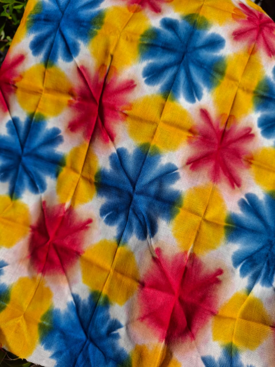 Batik jumputan diantara karya mahasiswa