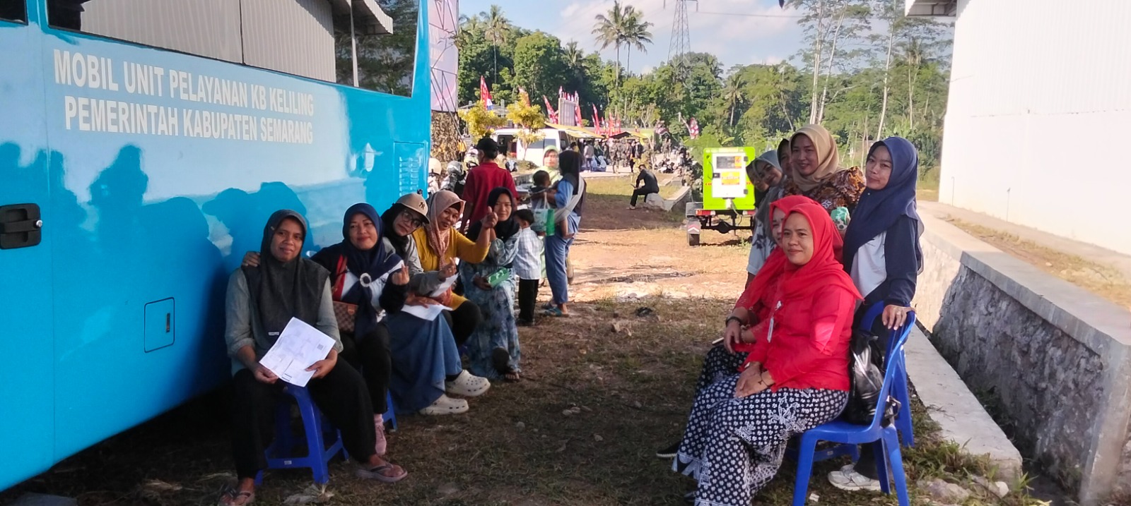 Cek Kesehatan Gratis dan KB Gratis Meriahkan Pembukaan TMMD Reguler ke-129 dan TMMD Sengkuyung Tahap III Tahun 2026 Kodim 0714 Salatiga di Desa Cukil