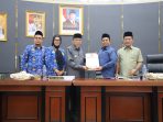 DPRD Kota Padang Gelar Rapat Paripurna, Setuju Ranperda Perubahan APBD 2026 DPRD Kota Padang Gelar Rapat Paripurna, Setuju Ranperda Perubahan APBD 2026